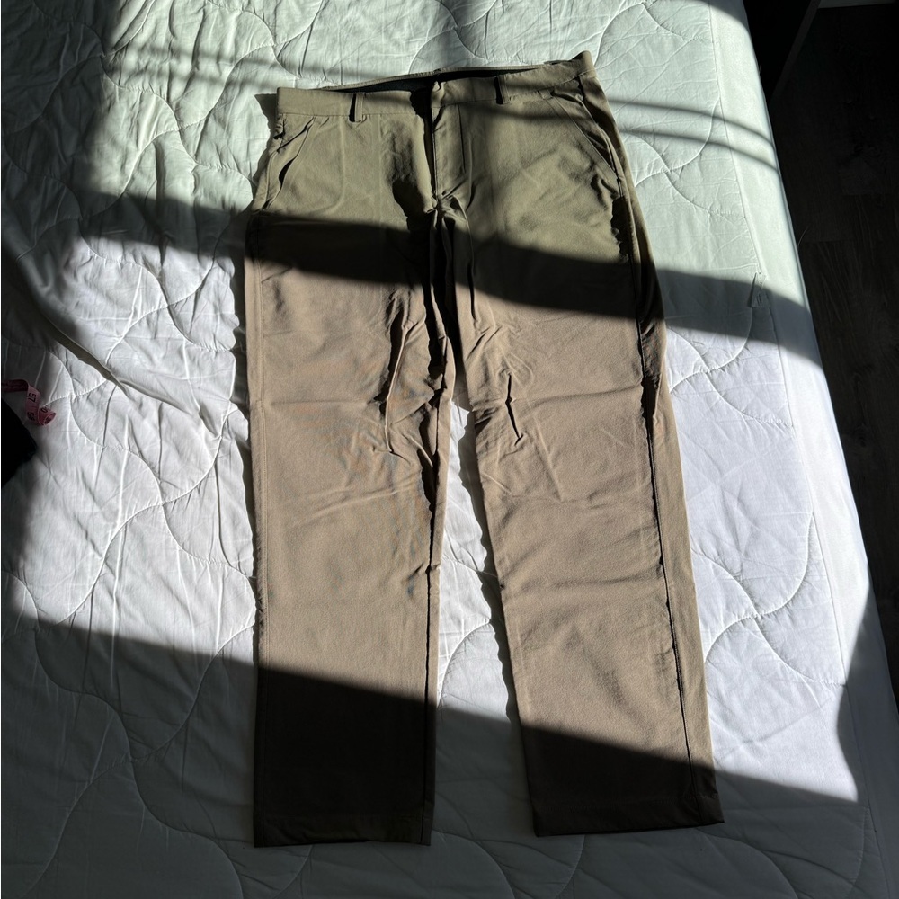 NOBULL Men's Two-Tone Chinos